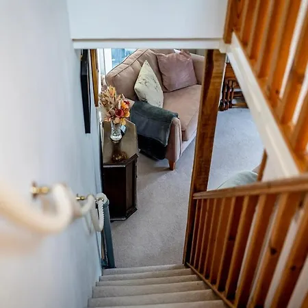 Hideaway * Ampleforth